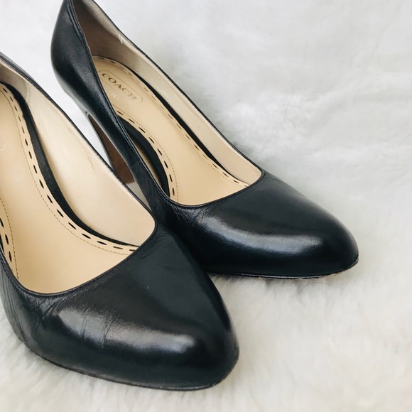 COACH Black Leather Pumps Heels Pointed Toe 6.5 - Picture 5 of 8